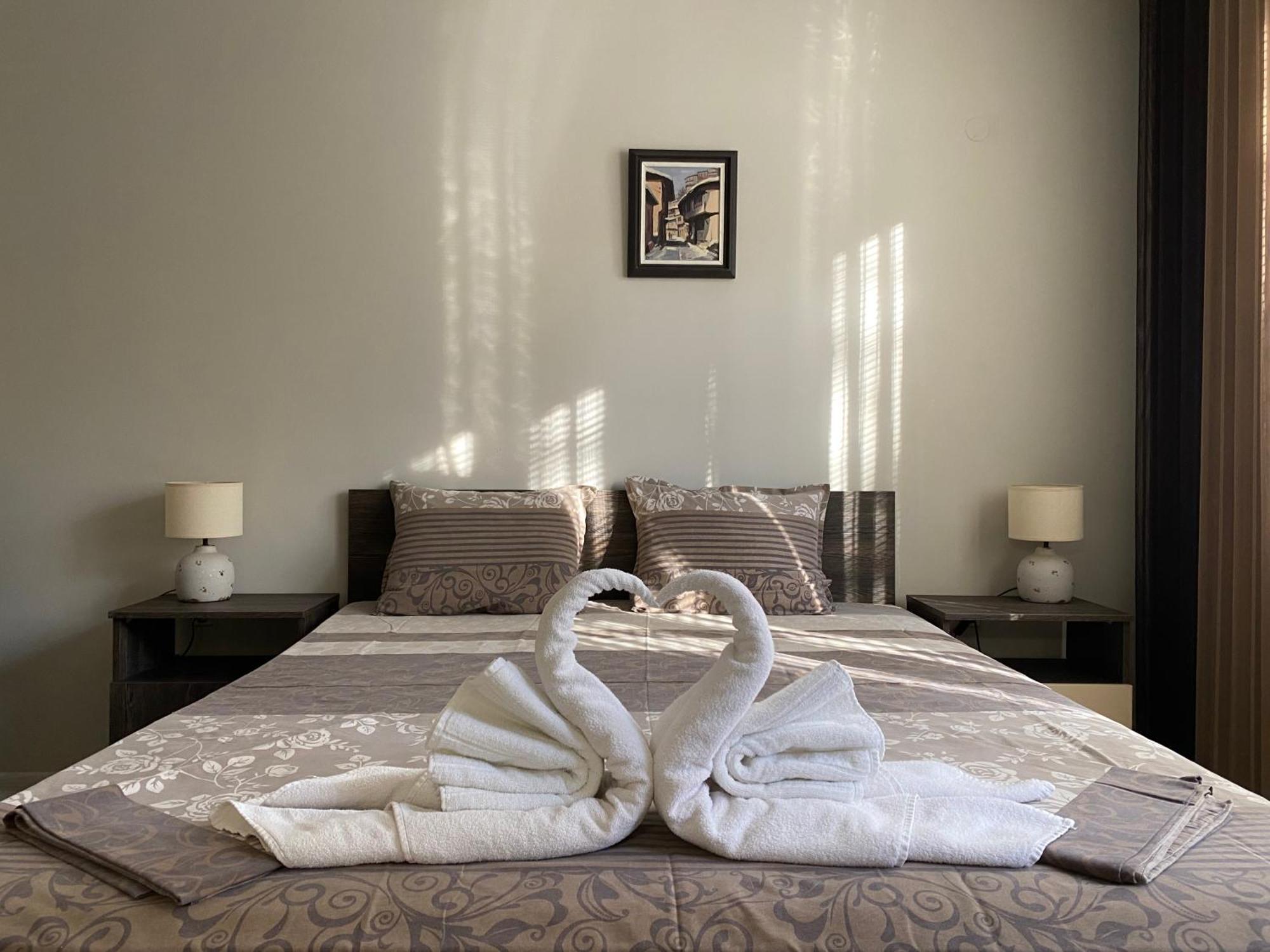 Gala Apartment Veliko Turnovo Bagian luar foto